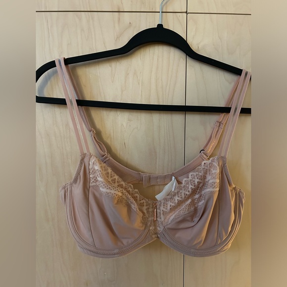 PrimaDonna Twist East End Bra - Picture 3 of 7